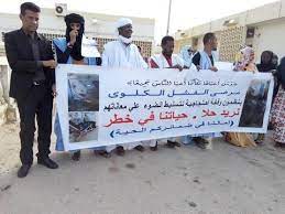 مرضى الكلى يحتجون أمام القصر الرئاسي طلبا لتحسين ظروفهم