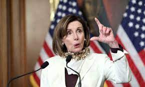 وسط التهديدات الصينية ..رئيسة مجلس النواب الامريكي تزور تايوان