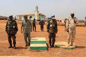 مفصولون من الجيش يطالبون بإعادتهم إلى الوظيفة 