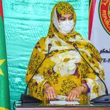 وزيرة التجارة والصناعة والصناعة التقليدية والسياحة الناها بنت حمدي ولد مكناس