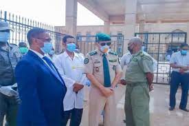 والي لعصابه يدعو إلى إشراك الائمة في مهام التحسيس ضد كورونا 