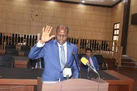 رئيس الآلية الوطنية للوقاية من التعذيب الدكتور البكاي ولد عبد المالك 