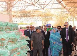 مفوضة الأمن الغذائي تبحث تزويد محلات رمضان بالسلع الغذائية في أطار 