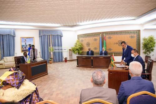 الفكر ينشر البيان الختامي لزيارة الرئيس البروندي لموريتانيا 