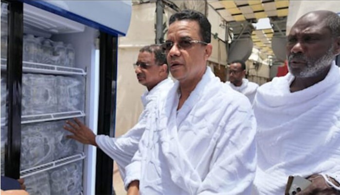 وزير الشؤون الإسلامية يتفقد مخيم الحجاج الموريتانيين بمشعر منى
