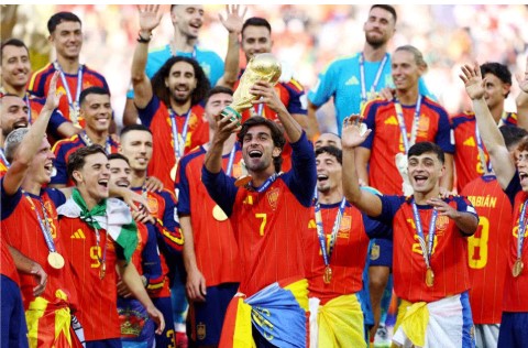 إسبانيا بطلة لكأس العالم 2026 بعد فوزها على الأرجنتين !!