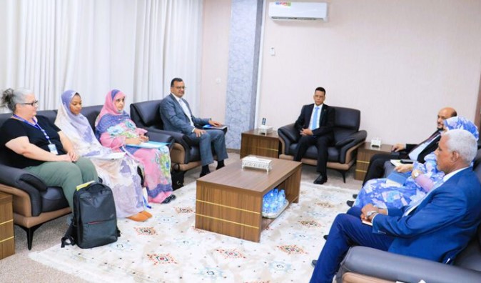 وزير الشؤون الإسلامية يستقبل ممثل “اليونيسف”