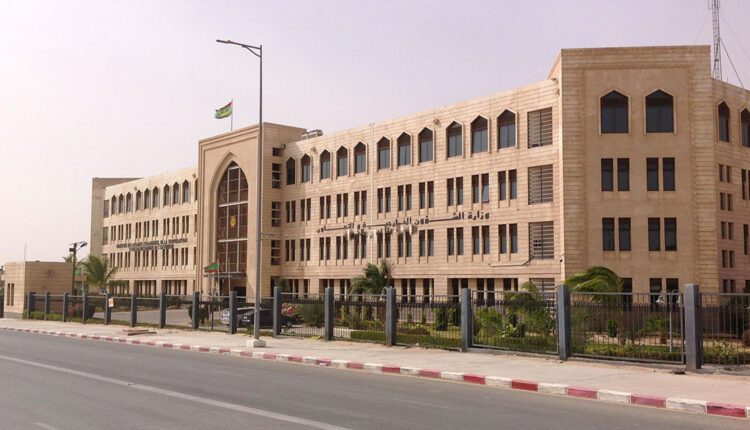 موريتانيا تدين بشدة الاعتداء على ناقلة نفط إماراتية في مضيق هرمز