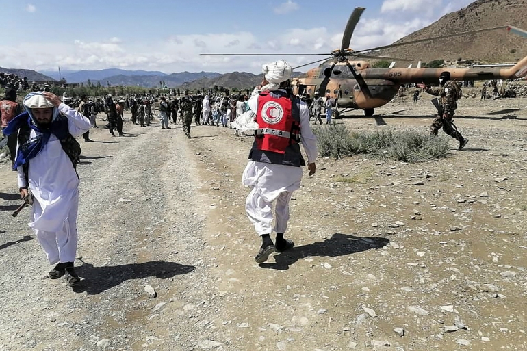 أزيد من ألف قتيل في زلزال يضرب أفغانستان
