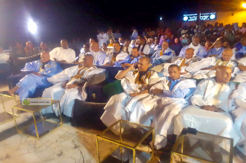 وزير الثقافة يؤكد العمل على تعزيز الثقل الثقافي بمختلف تجلياته