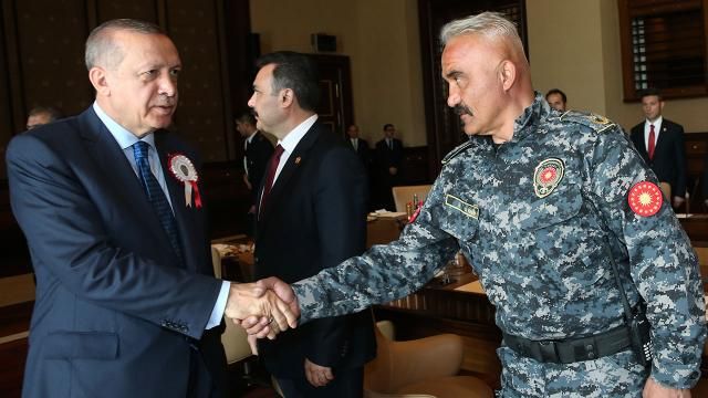 مدير فرع العمليات الخاصة بمكتب إدارة الحماية الرئاسية، خير الدين إيرين