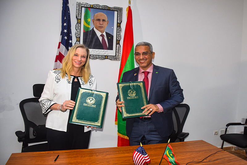 السفيرة الأمركية تنوه باتفاق الشراكة بين وزارة المياه ووكالة المسح الجيولوجي الأمريكية 