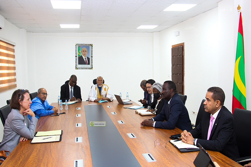 مباحثات بين وزير التنمية الحيوانية والسفيرة الالمانية