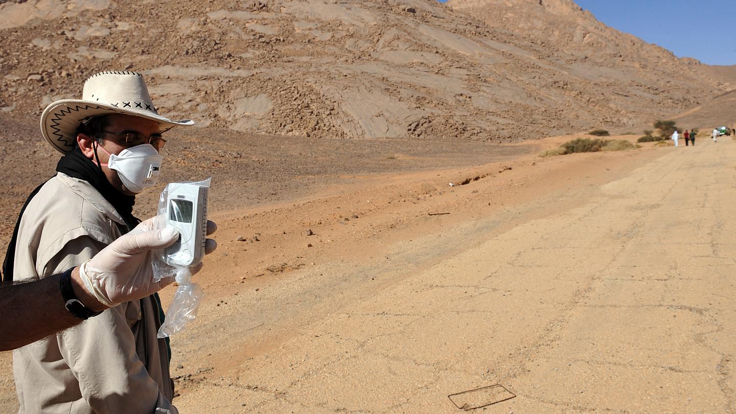 الجزائر: رفع دعوى ضد فرنسا في لاهاي في قضية التجارب النووية 