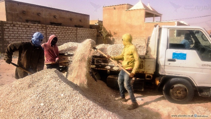 عمال يديون يطالبون بحظر الجرافات في مناطق عملهم