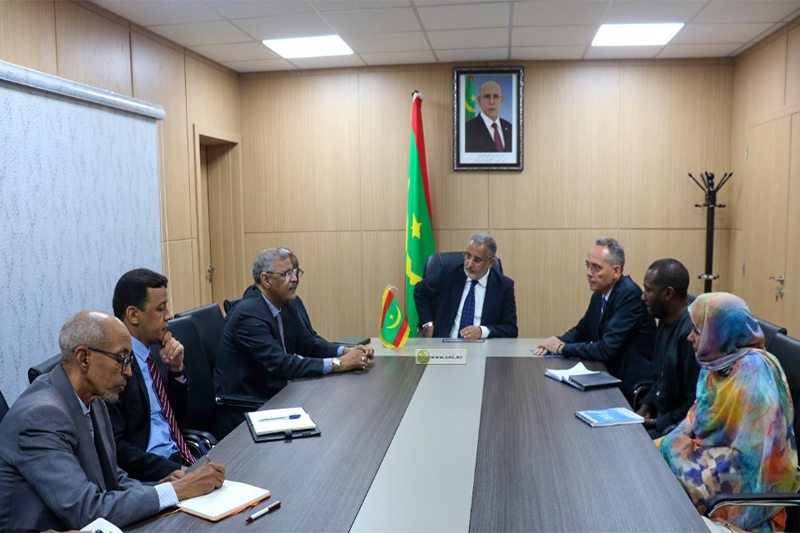 المندوب العام لـ"تآزر" يستعرض مجالات التعاون مع بعثة من "اليونسف"