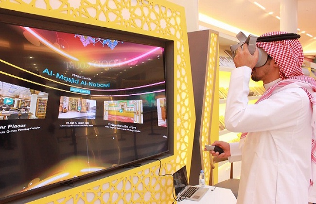 السعودية تتيح تجربة الواقع الافتراضي للمسجد النبوي |صور