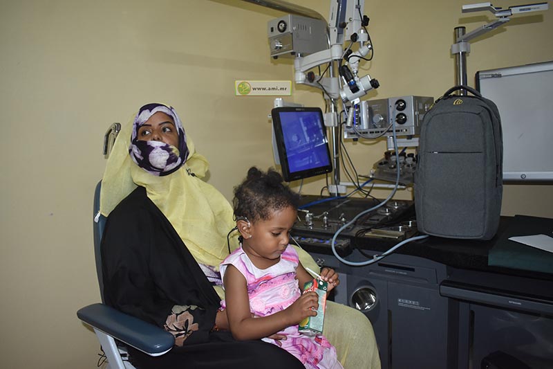 نجاح أول عمليات جهاز ألكتروني لعلاج الصم بالمستشفى العسكري