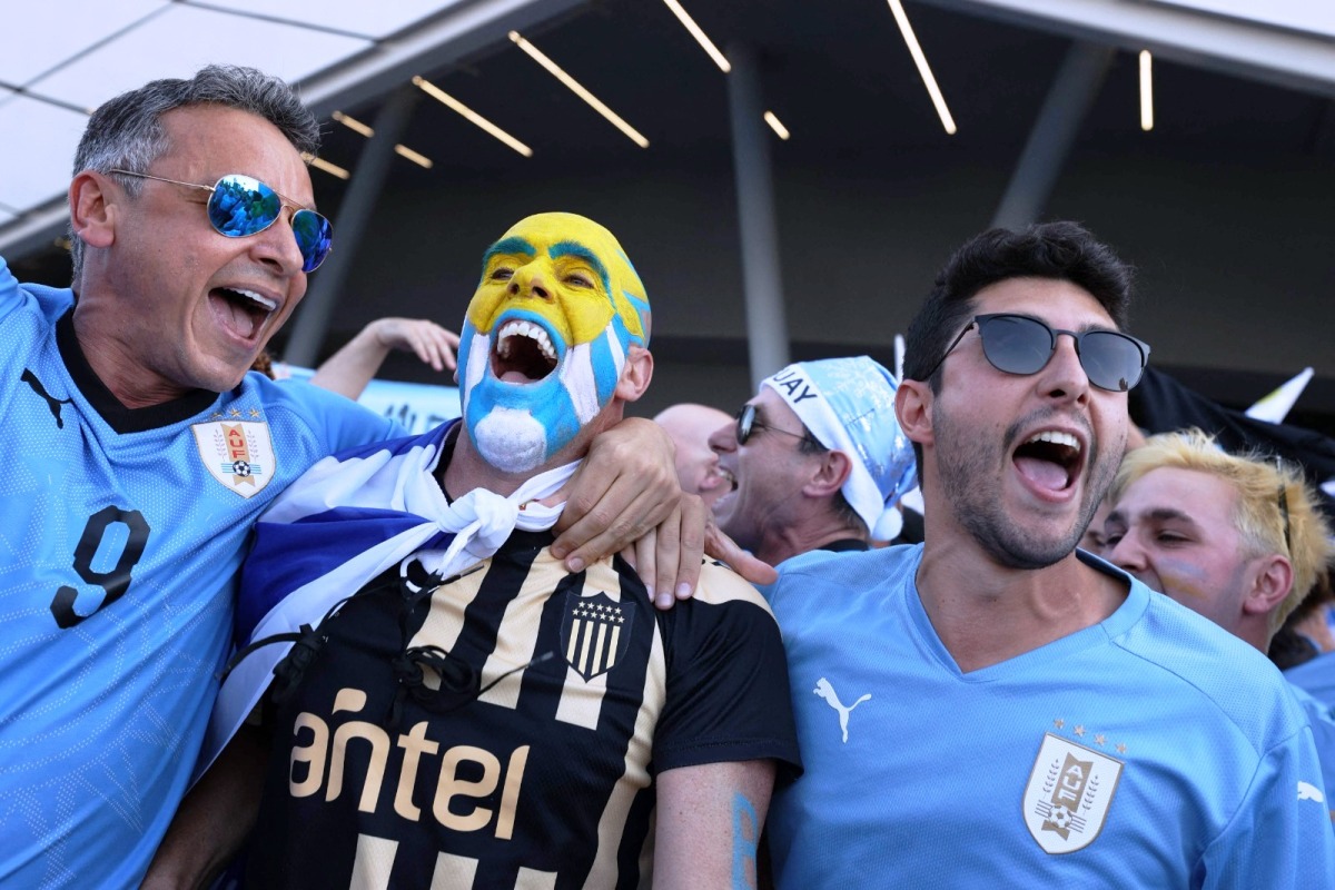 جماهير مونديال قطر تستمتع بالأجواء (الشرق القطرية)