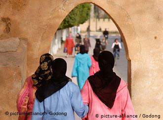 تقرير رسمي يكشف استفحال الطلاق عند "الأربعينيات" في المغرب