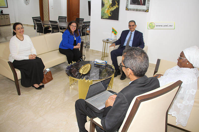 وزير التحول الرقمي يحري مباحثات مع مديرة  إقليمية بالبنك الدولي