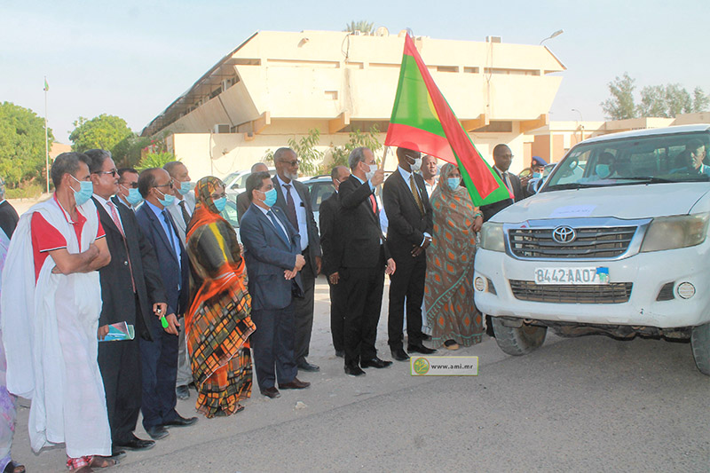 وزارة التهذيب توزع 62ألف كتاب تحمل دروسا محضرة للمعلمين