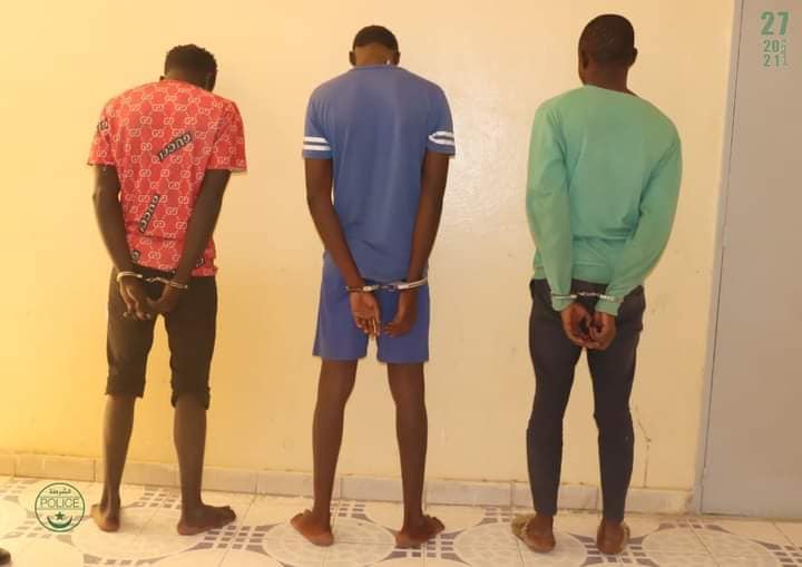 توقيف عصابة إجرامية تمتهن الاحتيال على محلات نحويل الأموال 