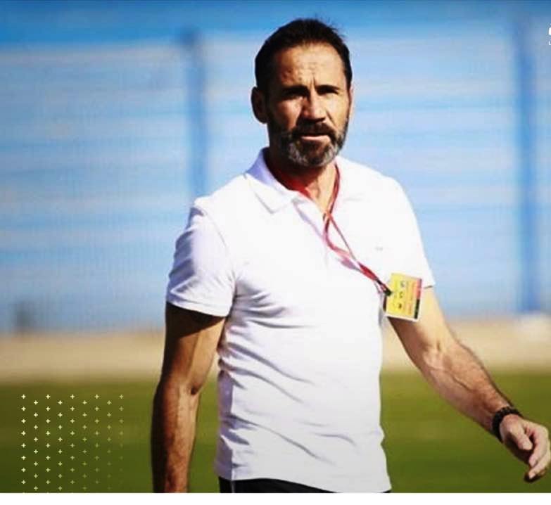 مدرب المنتخب الوطني ينجح في اقناع محترفين في أوربا بالإلتحاق بالمنتخب 