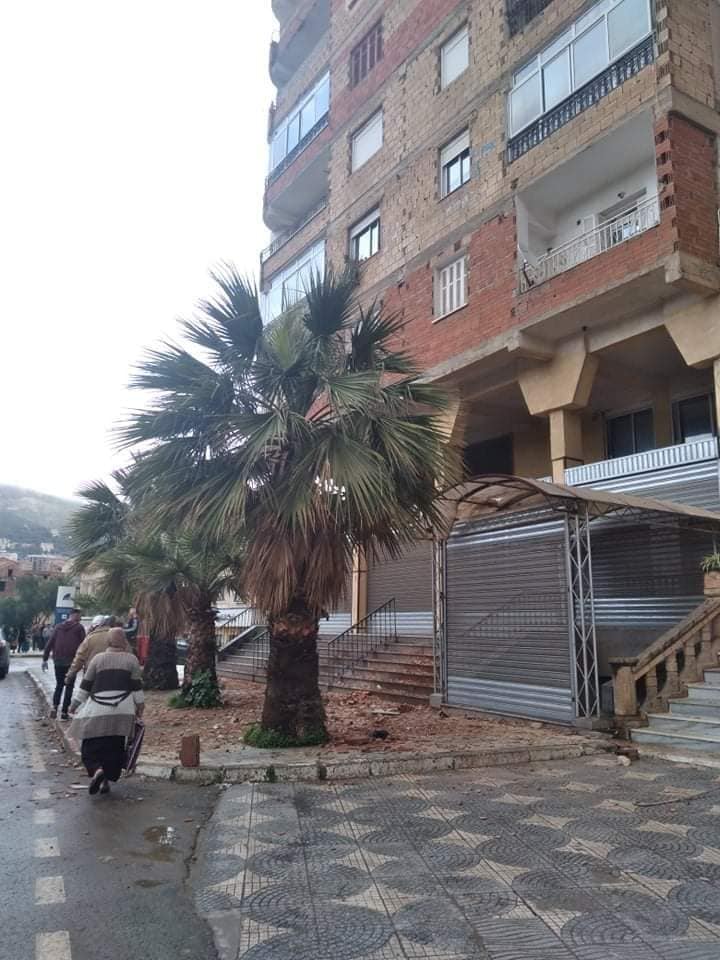 زلزال شدته 5.5 درجة يهز شمال الجزائر