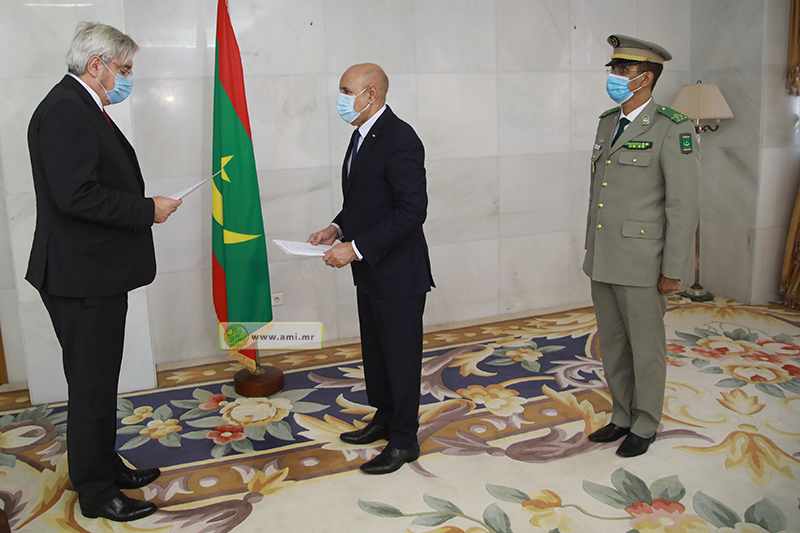 توشيح السفير الجنوب افريقي بنواكشوط بمناسبة انتهاء مهمته