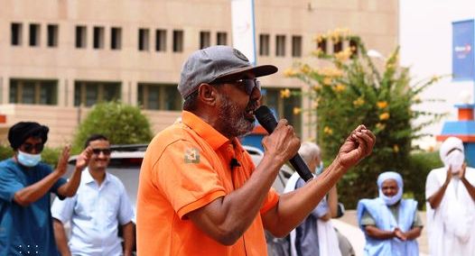 عمال ب"موريتل" يطالبون بتحسين ظروفهم ويلوحون بالتصعيد