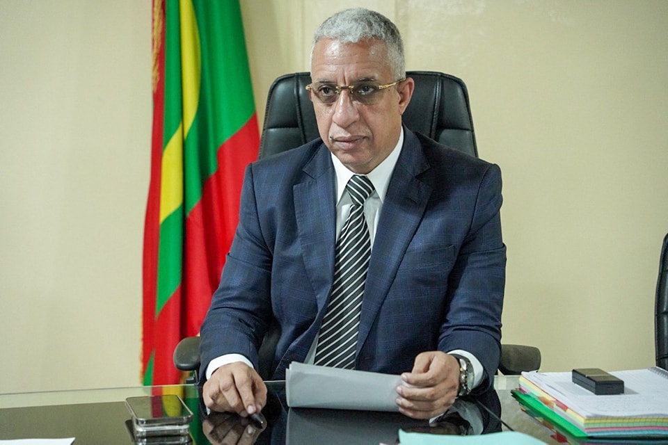 ديوان وزير الصحة يناقش تقدم العمل في عدة ملفات مرتبطة بالقطاع 