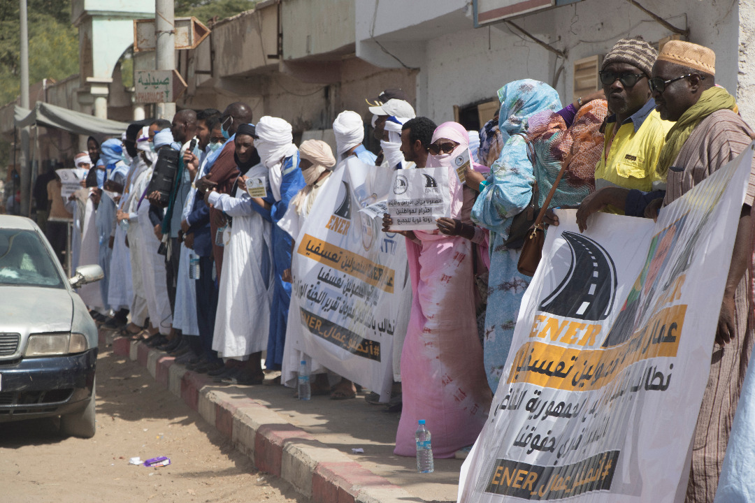 عمال مفصلون من شركة ENER يلوحون بالتصعيد لاسترداد حقوقهم 