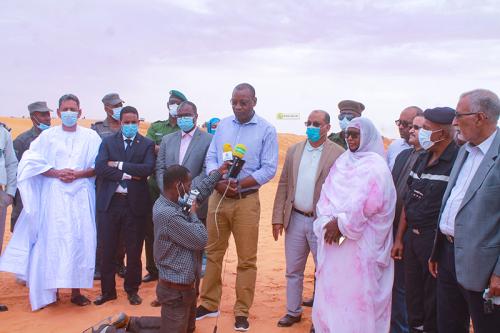 وزير الاسكان يتفقد أشغال استصلاح 450 هتكارا بتوجنين