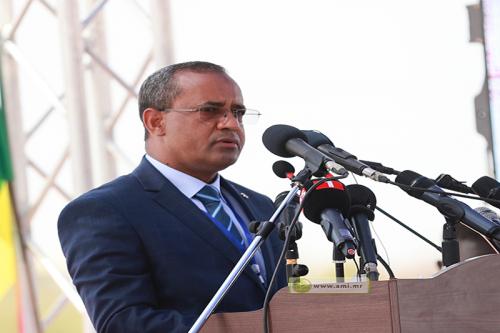 وزير التجهيز والنقل محمد أحمدو أمحيميد