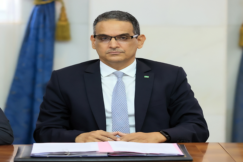 وزراء سبع دول إفريقية يبحثون تطوير غروض التكوين الرقمي بالنيجر 