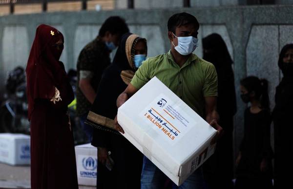 حاكم دبي يطلق أكبر حملة لمكافحة الجوع بتوزيع مليار وجبة في 50دولة 