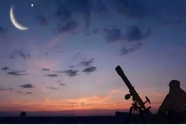 السعودية والإمارات تعلنان غدا السبت أول أيام الشهر الفضيل 