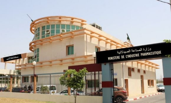 دكار تحتضن النسخة الأولى من صالون جزائري للصناعات الصيدلانية