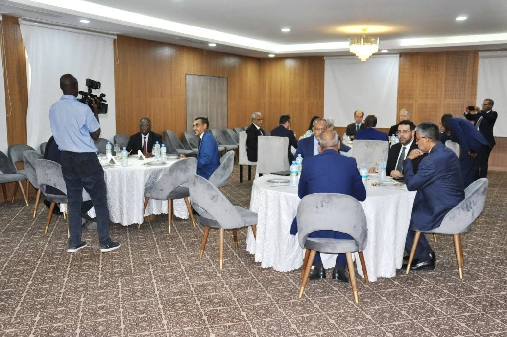 رئيس الجمعية الوطنية يستضيف سفراء الاتحاد الأوروبي