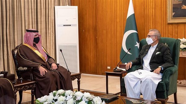 مباحثات سعودية باكستانية بشأن العلاقات الثنائية وقضايا المنطقة