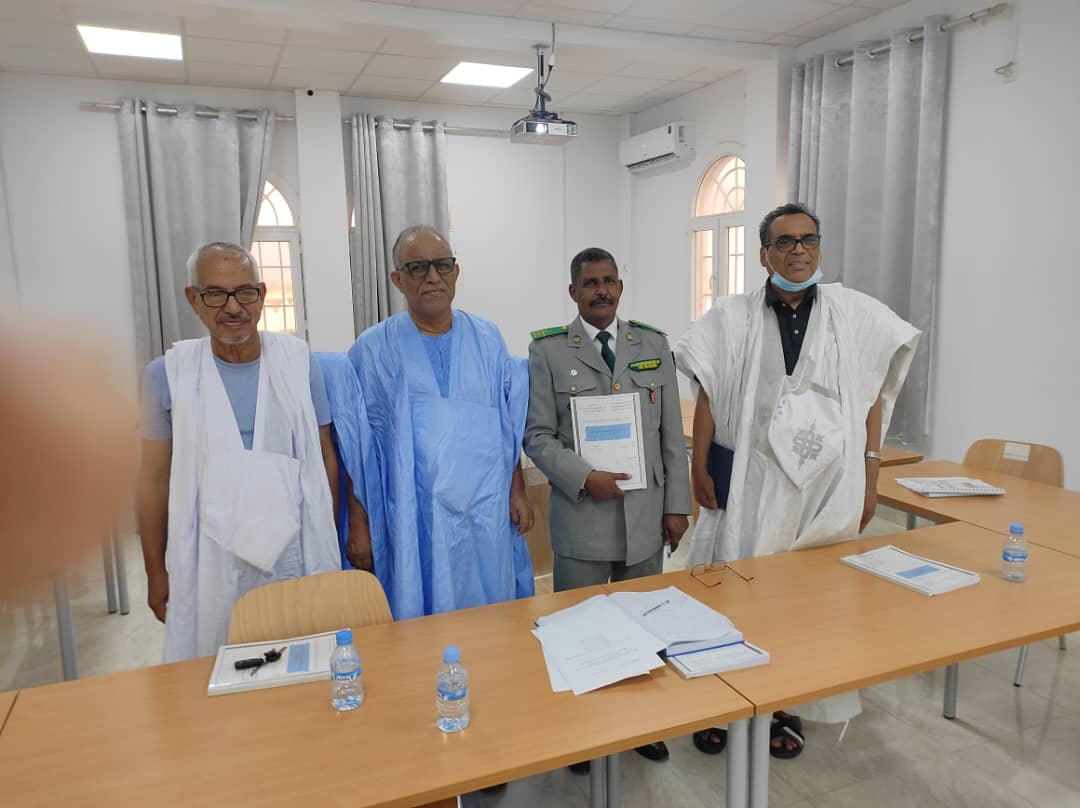 نقاش رسالة "ماستر" عن التهديدات الأمنية بالساحل في كلية دفاع الساحل