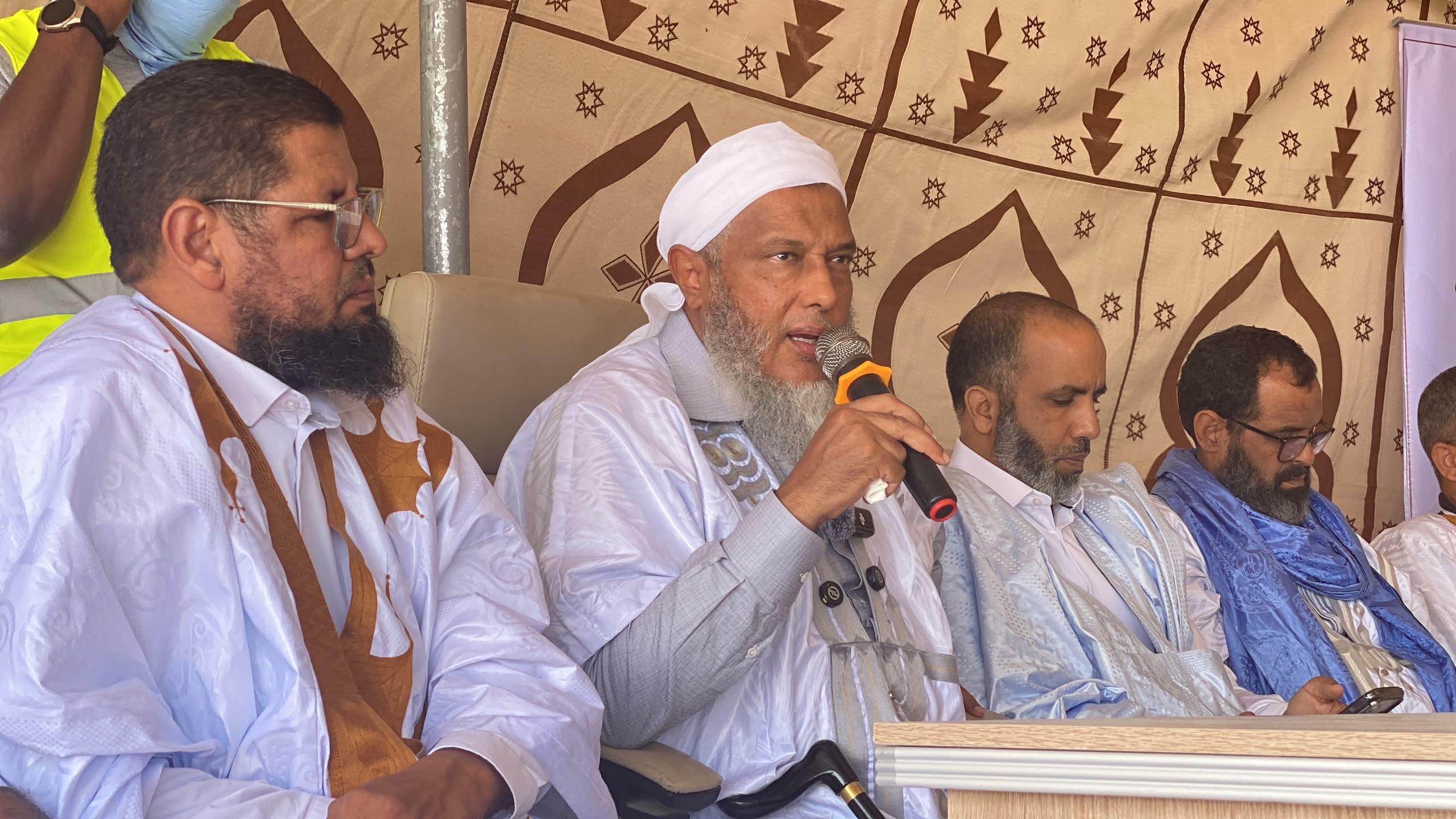 نواذيبو.. الشيخ محمد الحسن الددو يطلق برنامجه العلمي والدعوي لهذا العام بمحاضرات في القيم الإيمانية وإصلاح المجتمع
