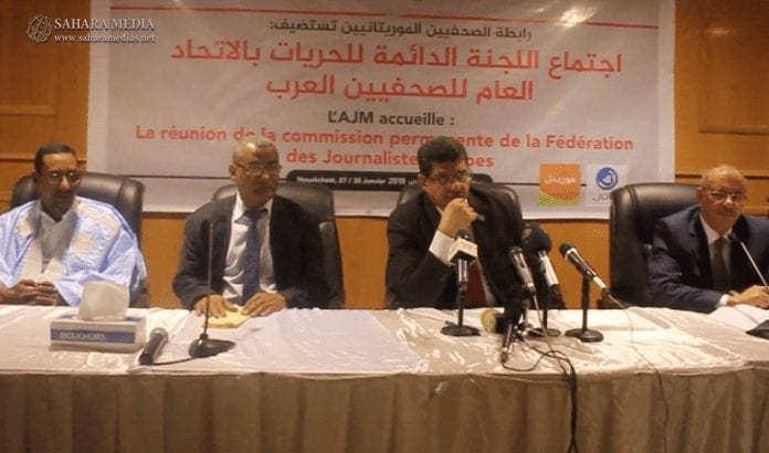 مسؤول باتحاد الصحفيين العرب ينتقد الوضع السيئ لحرية الصحفيين في بلدان عربية