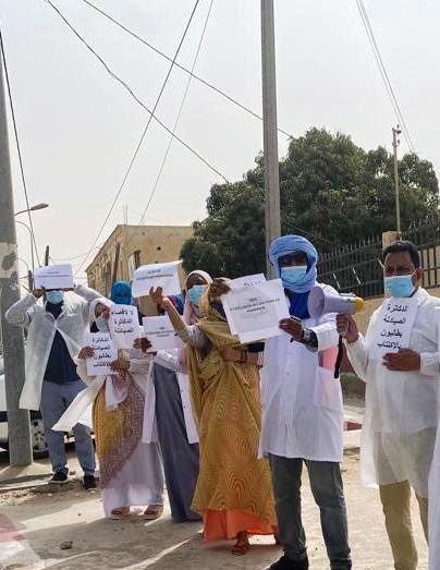 صيادلة عاطلون يحتجون على إقصائهم من مسابقات وزارة الصحة 