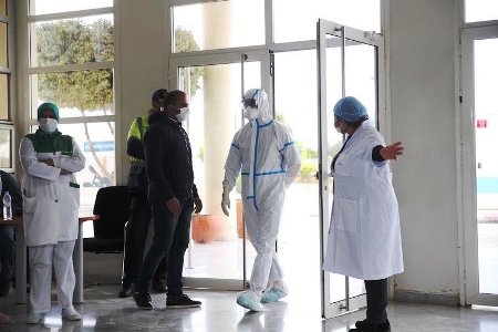 مسؤول مغربي يرصد "أخطاء قاتلة" لمرضى كورونا 