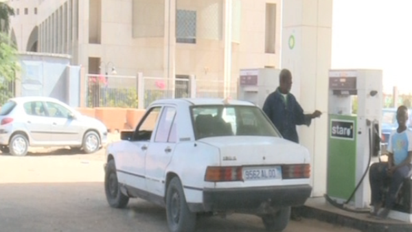 الناطق باسم الحكومة يتساءل عن إمكانية استمرار دعم المحروقات