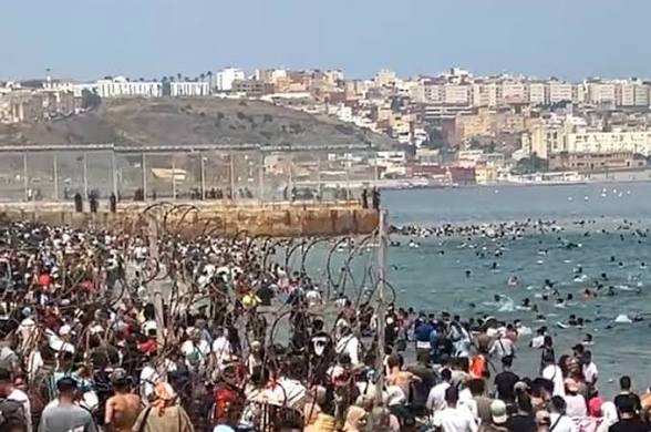 وفاة 67 مهاجرا مغربيا على الأقل لدى محاولتهم الوصول إلى سبتة