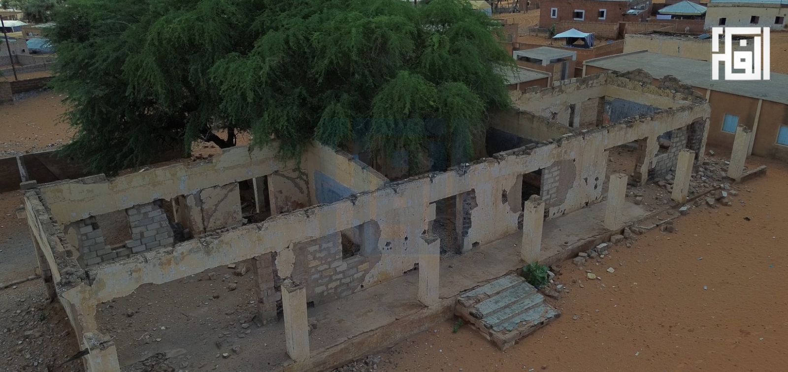 الصورة 02 أطلال المدرسة التي ينى المستعمر 