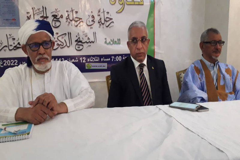 وزير الثقافة يدعو الأدباء لشرح مضامين خطابات رئيس الجمهورية 